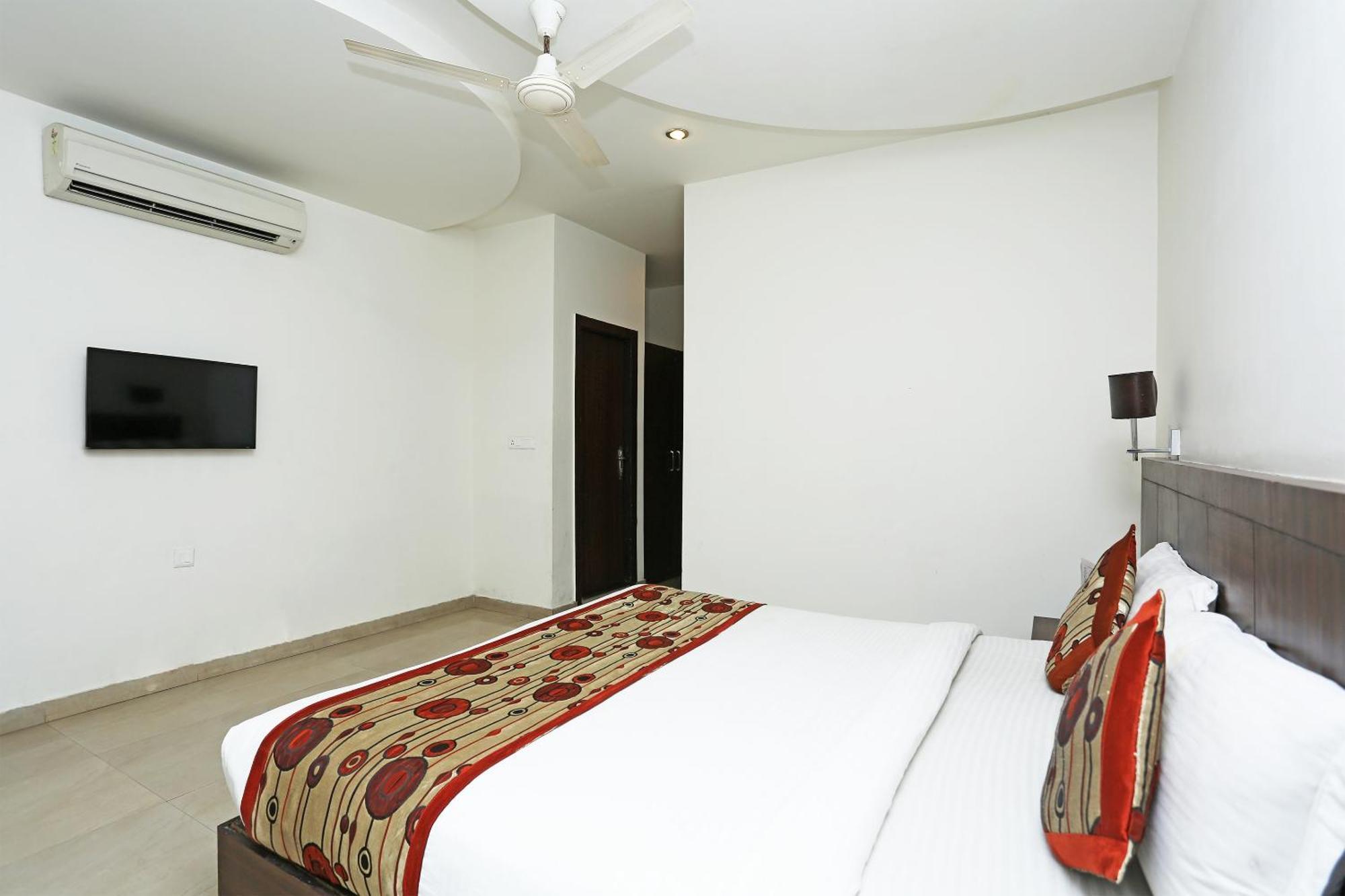 Capital O 3600 Hotel Royal Windsor Kathgodam Ngoại thất bức ảnh