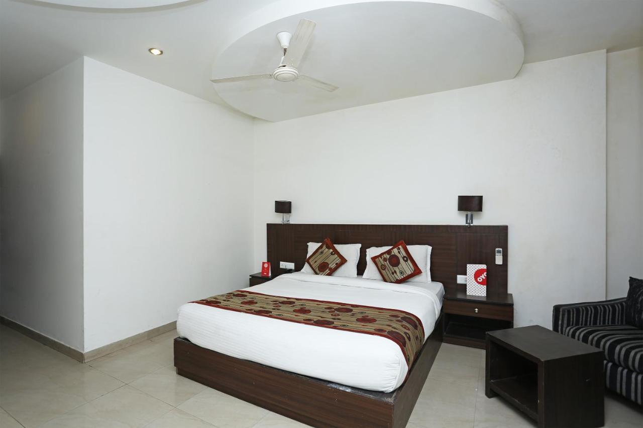 Capital O 3600 Hotel Royal Windsor Kathgodam Ngoại thất bức ảnh
